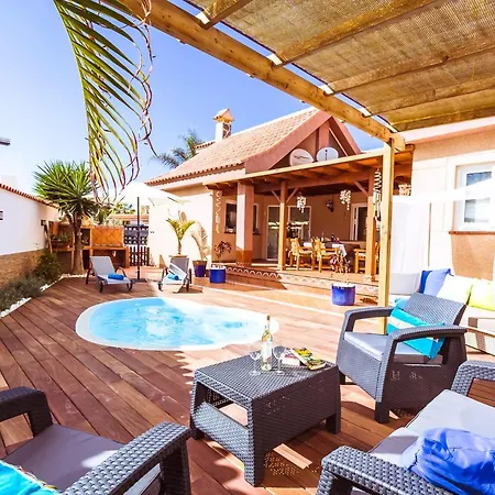 Сasa de vacaciones Strandnahes Hibiscus Mit Privatem Pool *